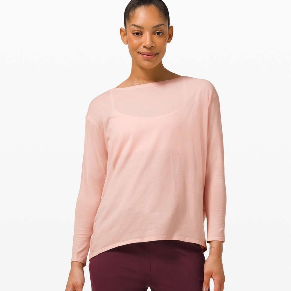 Lululemon Back In Action Long Sleeve in Color Pink Mist